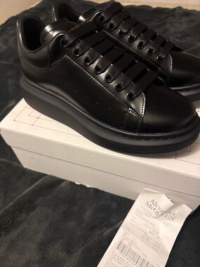 Alexander McQueen Black